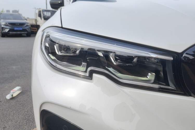 Used BMW 3 Series 2022 330Li xDrive M Sport Night Edition Package Right Front Headlight