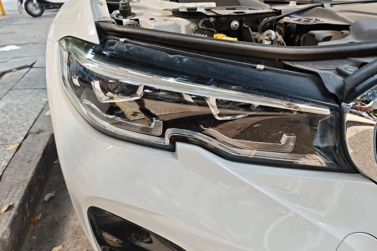 Used BMW 3 Series 2022 320Li M Sport Package Right Front Headlight