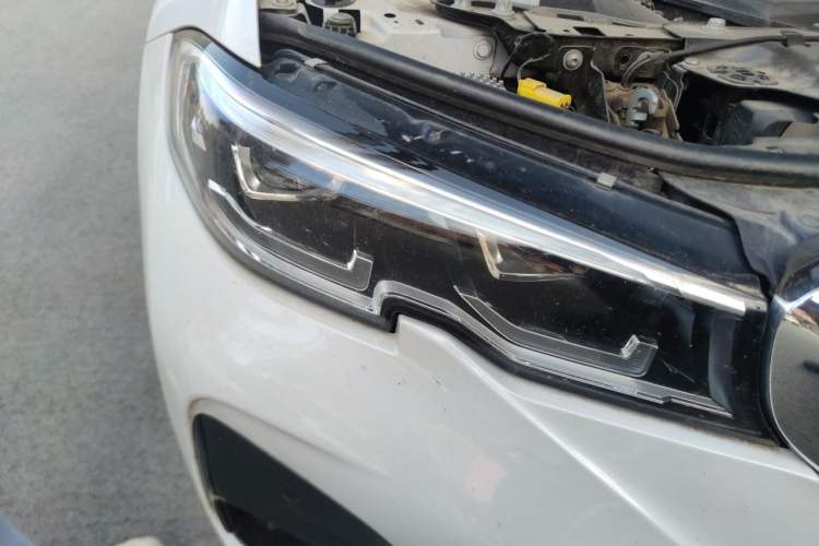 Used BMW 3 Series 2022 325i M Sport Package Right Front Headlight