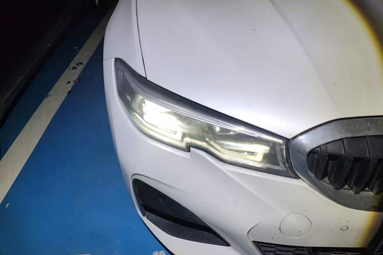 Used BMW 3 Series 2022 325Li M Sport Package Right Front Headlight