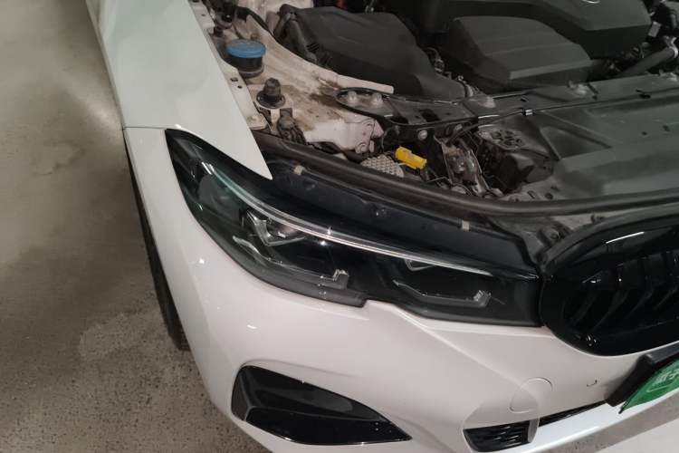 Used BMW 3 Series 2022 330i M Sport Night Edition Right Front Headlight