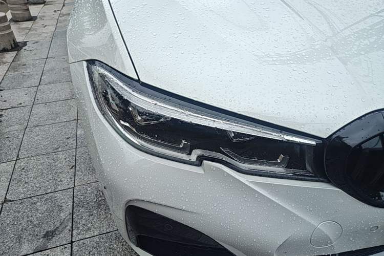Used BMW 3 Series 2022 325Li M Sport Package Right Front Headlight