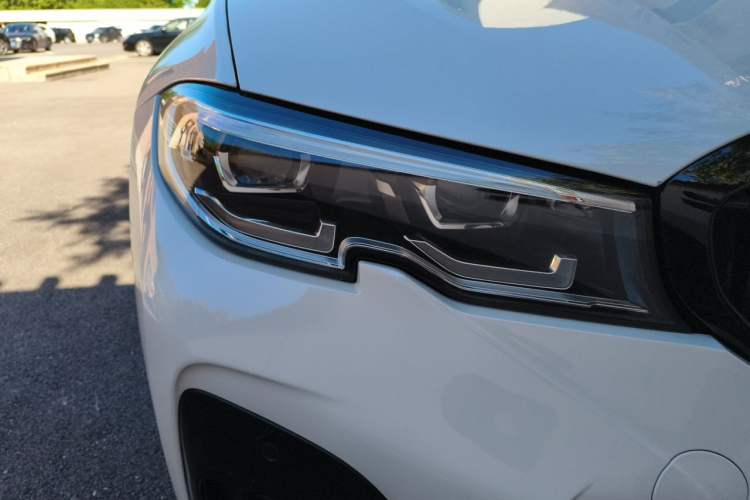 Used BMW 3 Series 2022 325Li M Sport Night Edition Package Right Front Headlight
