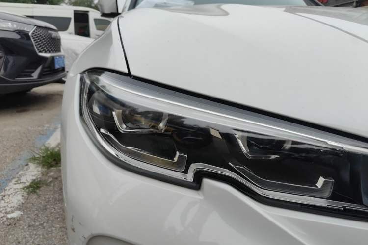 Used BMW 3 Series 2022 325Li M Sport Package Right Front Headlight
