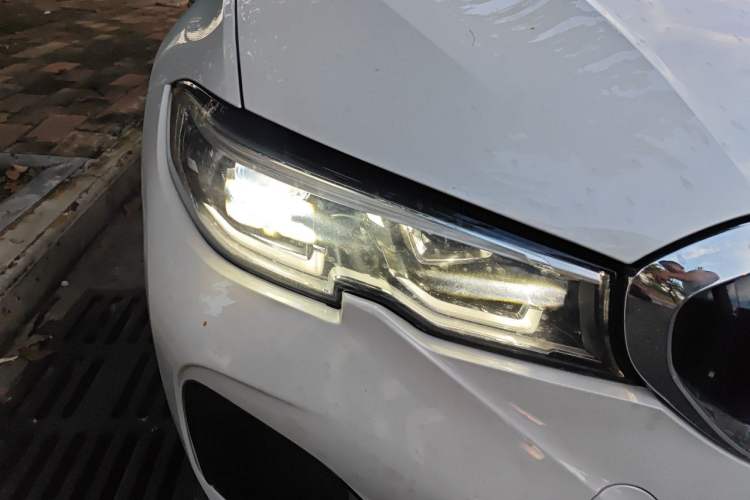 Used BMW 3 Series 2022 Updated 325Li M Sport Package Right Front Headlight