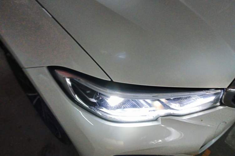 Used BMW 3 Series 2022 Updated 325i M Sport Package Right Front Headlight