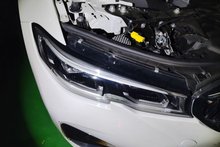 Used BMW 3 Series 2022 325Li M Sport Package Right Front Headlight