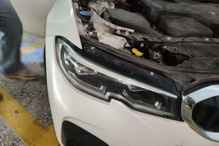 Used BMW 3 Series 2022 320Li M Sport Package Right Front Headlight