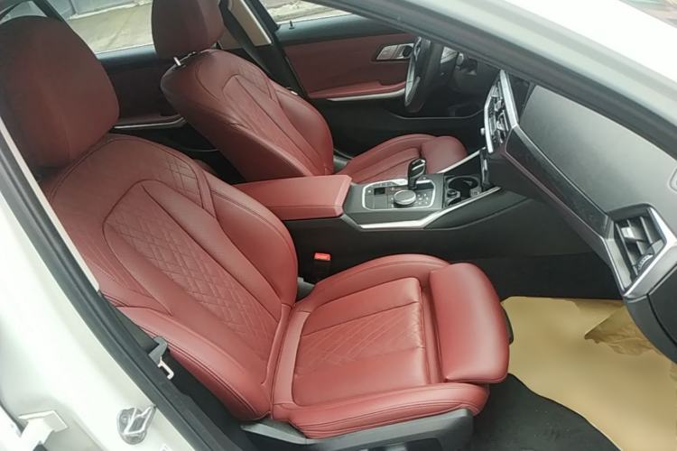 Used BMW 3 Series 2022 325i M Sport Package Right Front Seat
