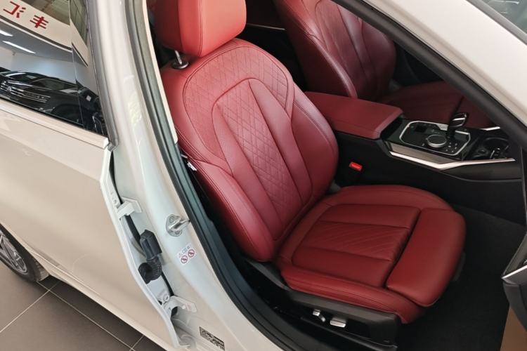 Used BMW 3 Series 2022 Updated 325Li M Sport Package Right Front Seat