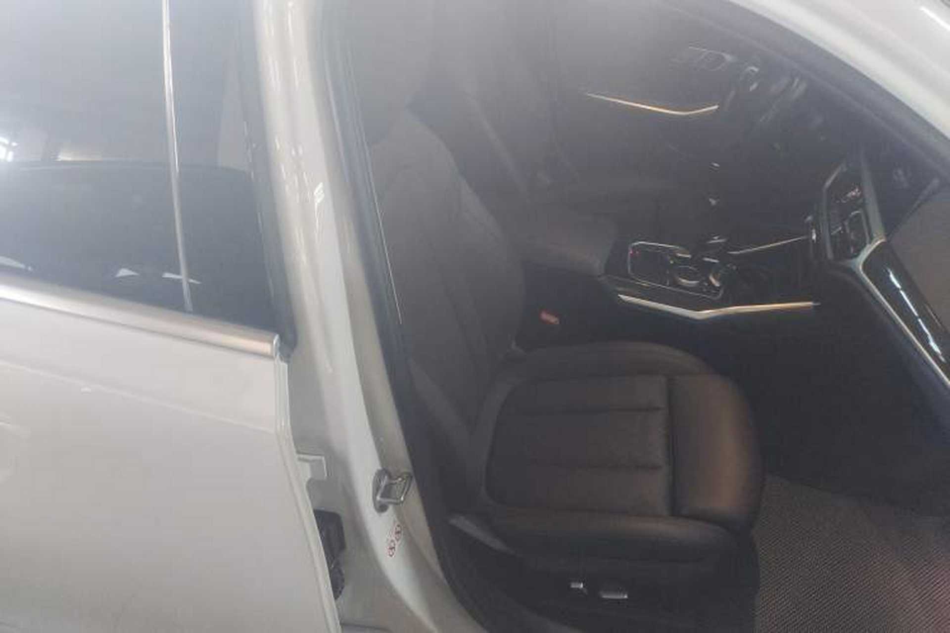 Used BMW 3 Series 2022 Updated 325Li M Sport Package Right Front Seat