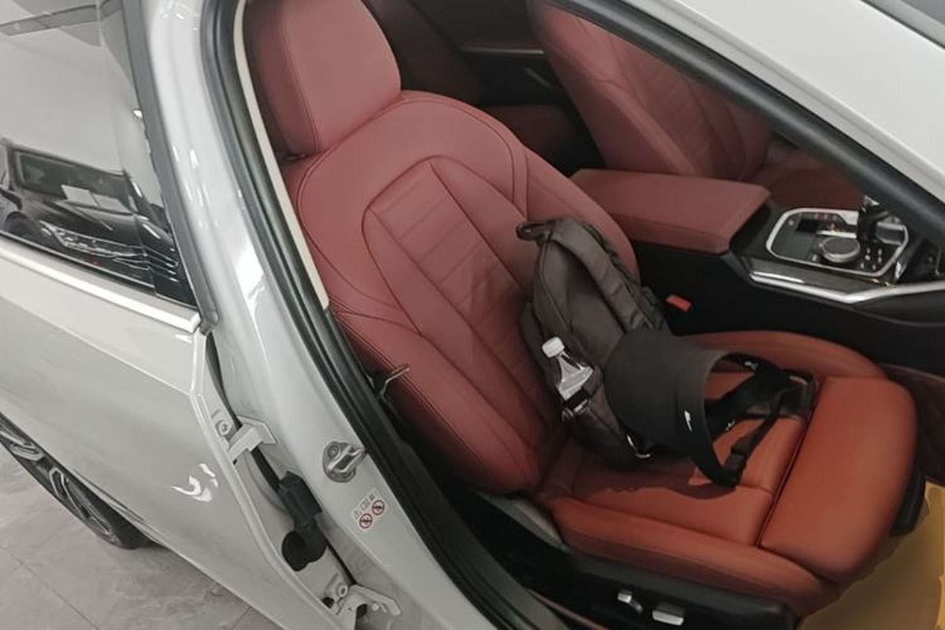 Used BMW 3 Series 2022 325Li M Sport Package Right Front Seat