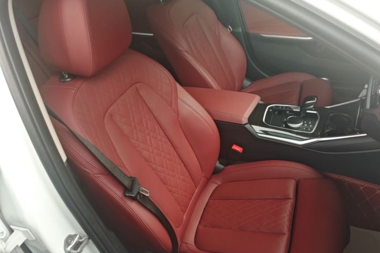 Used BMW 3 Series 2022 325Li M Sport Package Right Front Seat