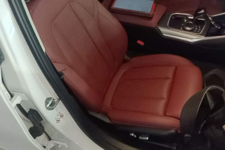 Used BMW 3 Series 2022 325Li M Sport Night Edition Package Right Front Seat