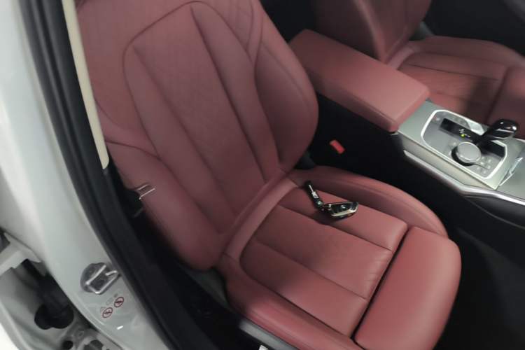 Used BMW 3 Series 2022 325Li M Sport Night Edition Package Right Front Seat