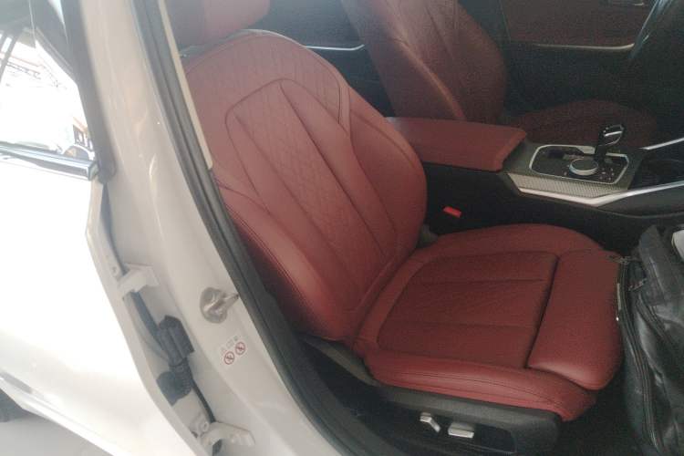 Used BMW 3 Series 2022 325Li M Sport Night Edition Package Right Front Seat