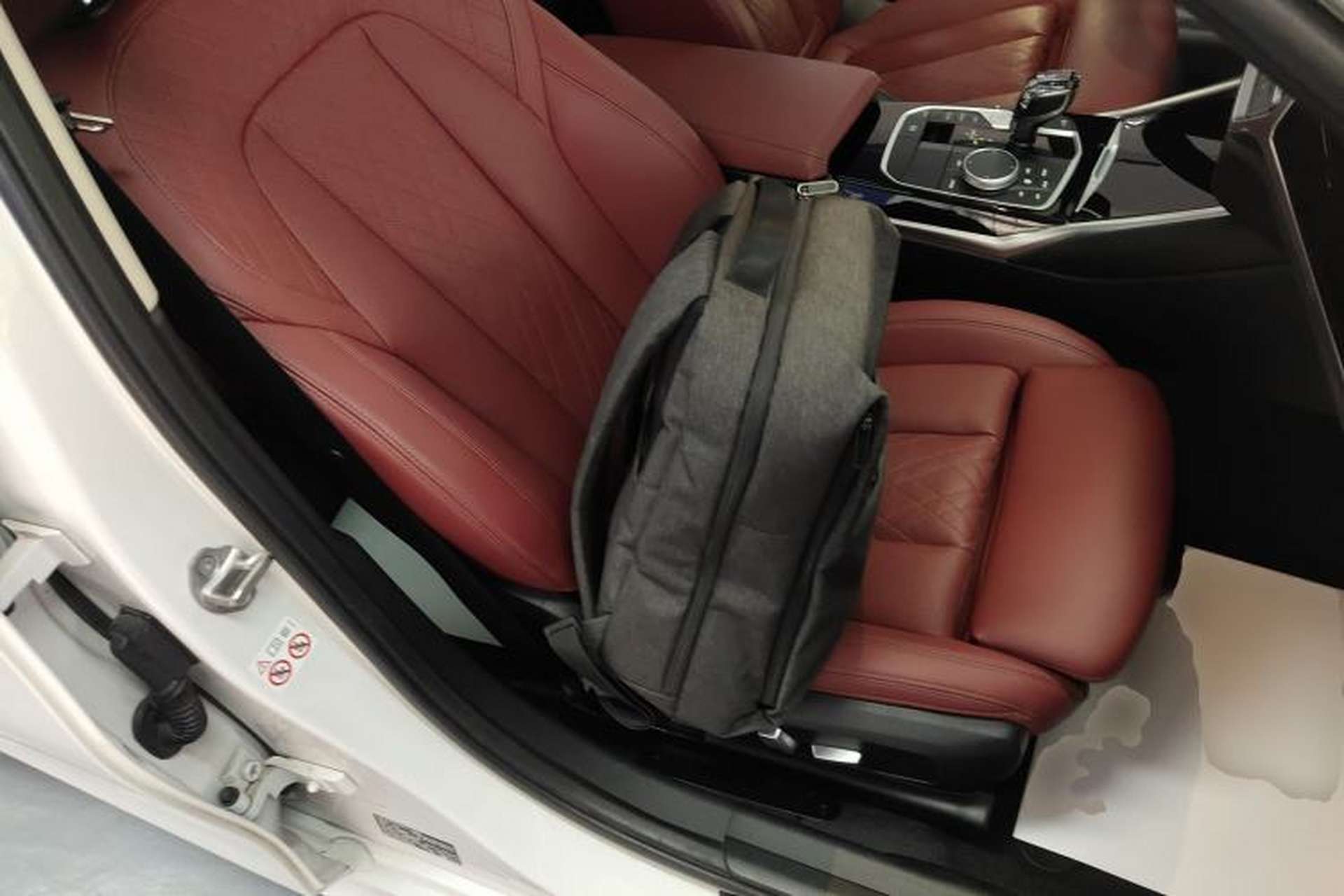 Used BMW 3 Series 2022 320Li M Sport Package Right Front Seat