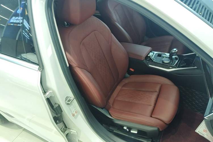 Used BMW 3 Series 2022 Updated 325Li M Sport Package Right Front Seat