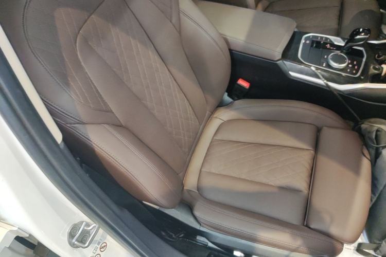 Used BMW 3 Series 2022 325Li M Sport Package Right Front Seat