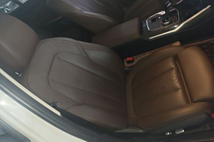 Used BMW 3 Series 2022 325Li M Sport Package Right Front Seat
