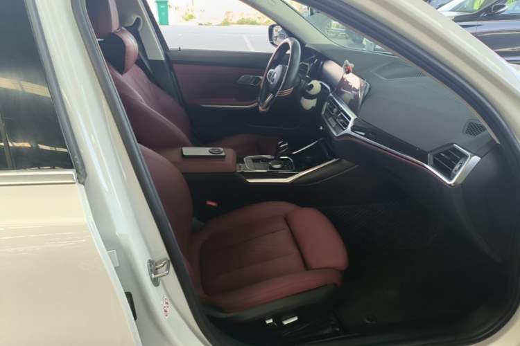 Used BMW 3 Series 2022 Updated 325Li M Sport Package Right Front Seat