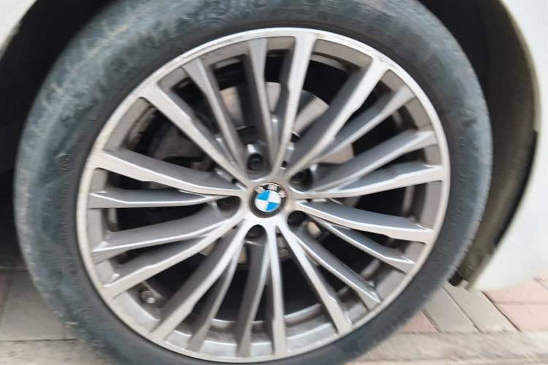 Used BMW 3 Series 2022 Updated 320i Sport Package Right Front Wheel Hub