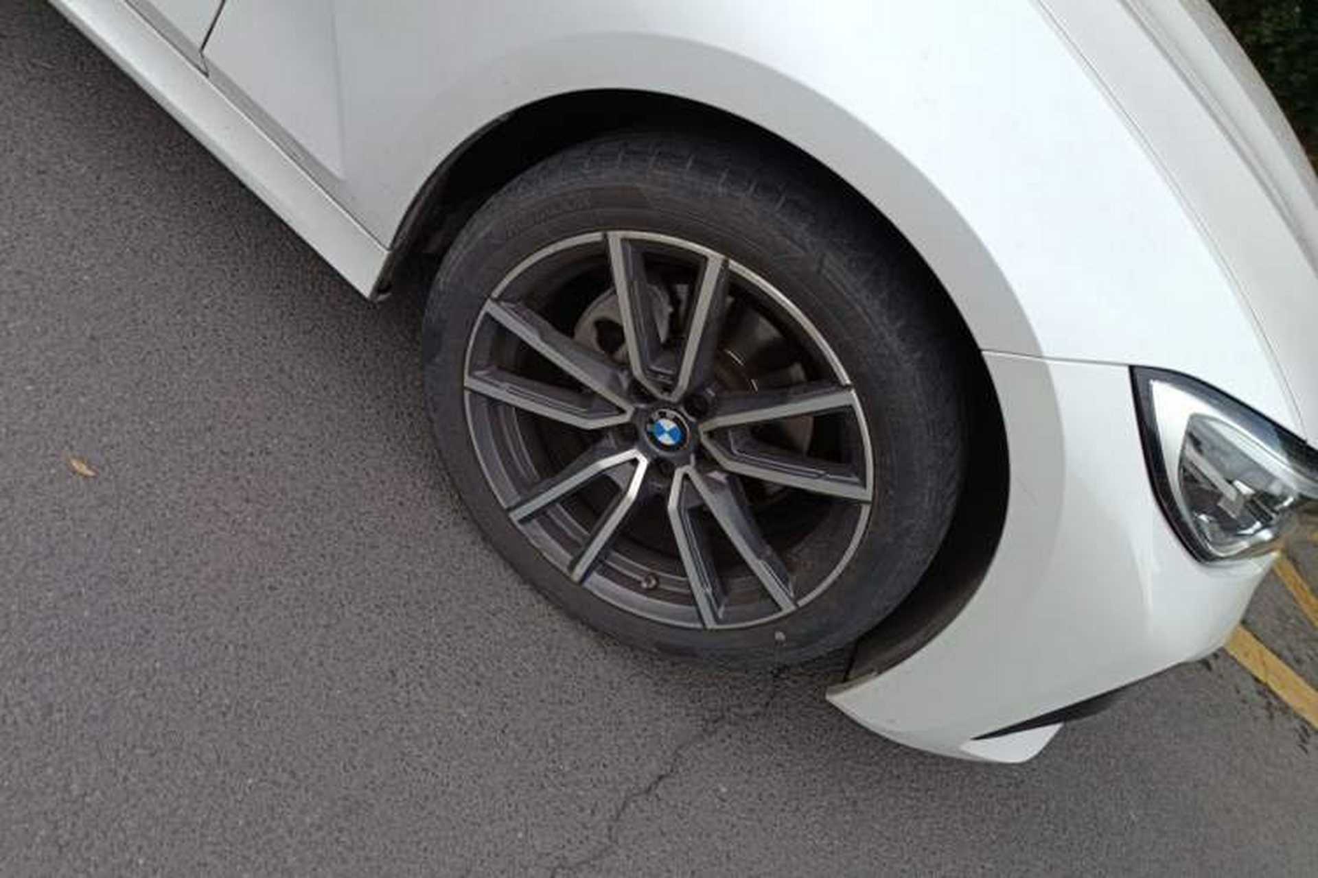 Used BMW 3 Series 2022 320Li M Sport Package Right Front Wheel Hub
