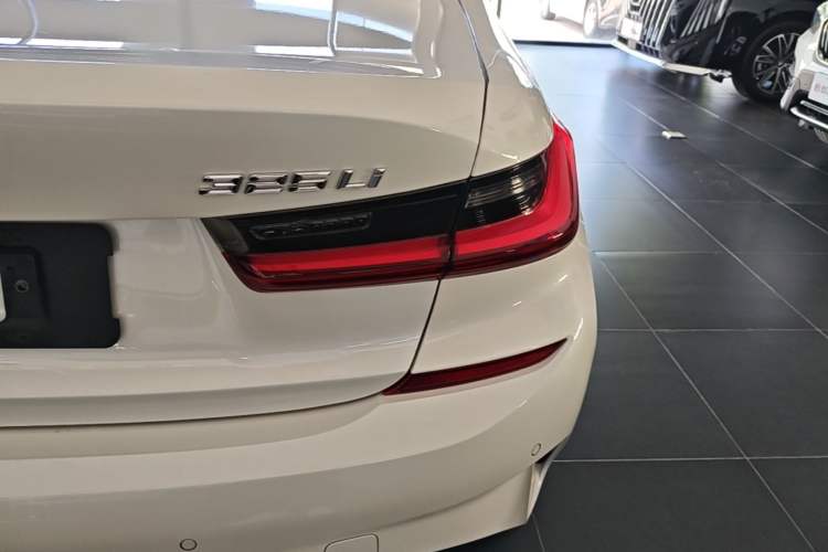 Used BMW 3 Series 2022 Updated 325Li M Sport Package Right Rear Taillight
