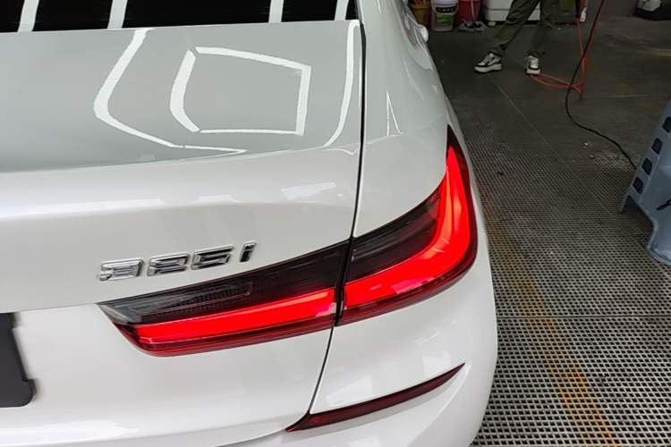 Used BMW 3 Series 2022 Updated 325i M Sport Package Right Rear Taillight