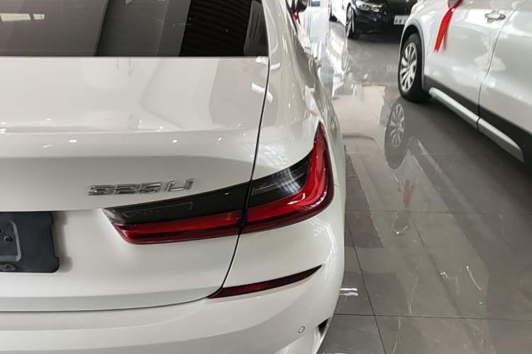 Used BMW 3 Series 2022 325Li M Sport Package Right Rear Taillight