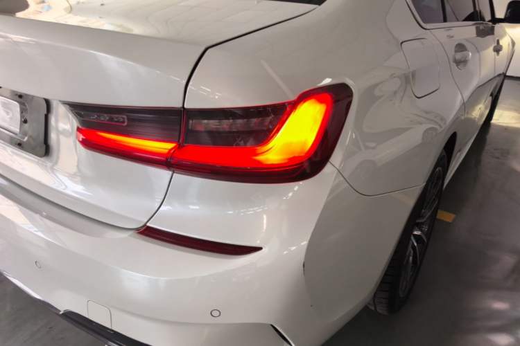 Used BMW 3 Series 2022 Restyled 320Li M Sport Package Right Rear Taillight