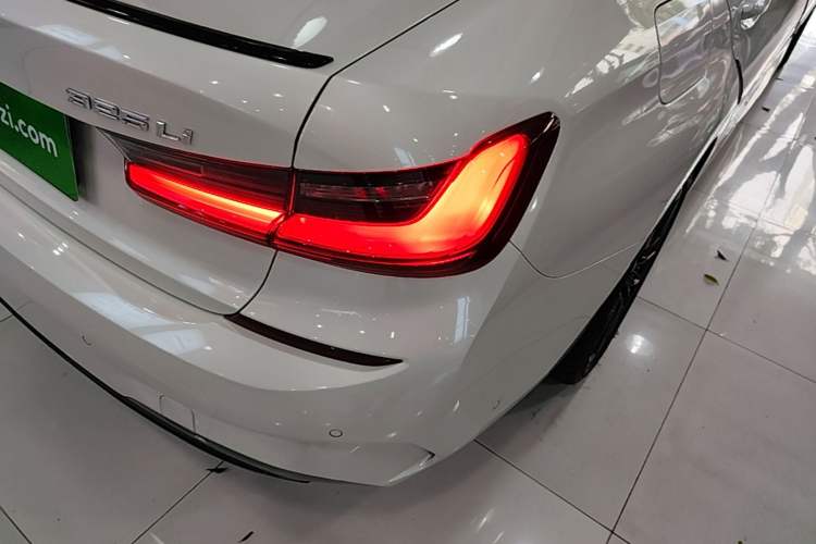 Used BMW 3 Series 2022 325Li M Sport Night Edition Package Right Rear Taillight