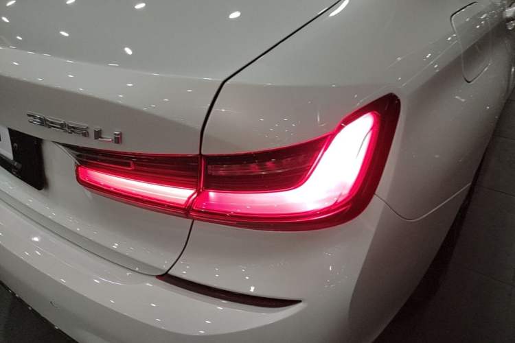 Used BMW 3 Series 2022 325Li M Sport Package Right Rear Taillight