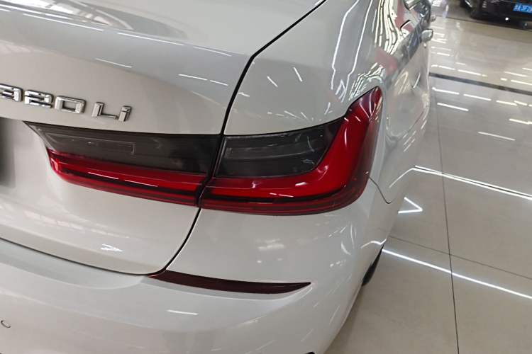 Used BMW 3 Series 2022 Restyled 320Li M Sport Package Right Rear Taillight