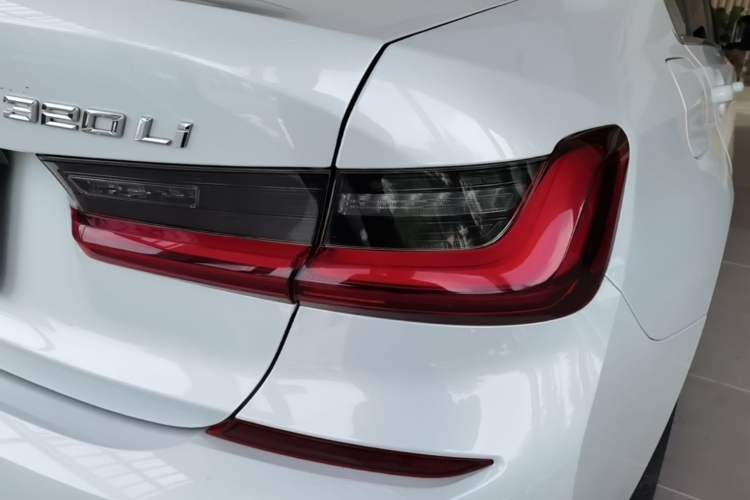 Used BMW 3 Series 2022 320Li M Sport Package Right Rear Taillight