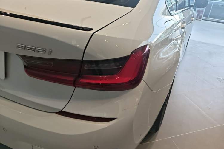 Used BMW 3 Series 2022 325i M Sport Night Edition Package Right Rear Taillight