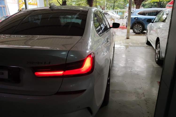 Used BMW 3 Series 2022 325Li M Sport Package Right Rear Taillight