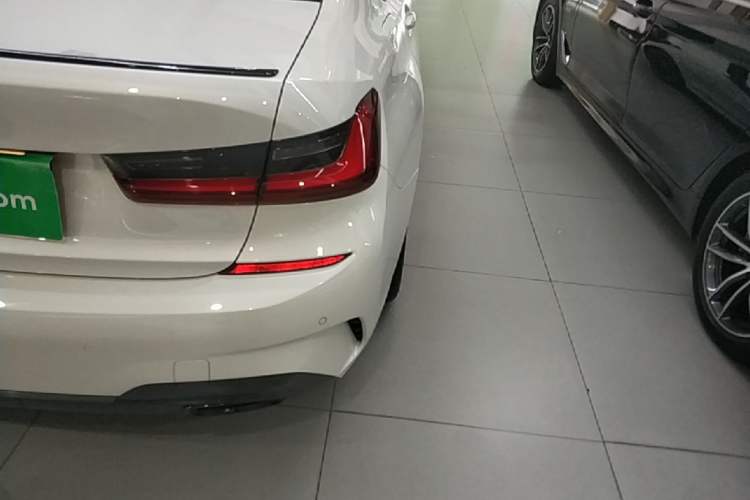 Used BMW 3 Series 2022 Restyled 325Li M Sport Night Edition Package Right Rear Taillight