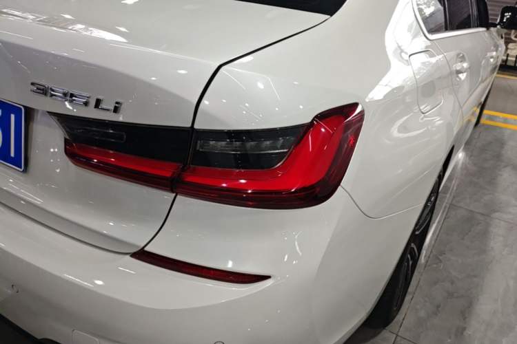 Used BMW 3 Series 2022 325Li M Sport Package Right Rear Taillight