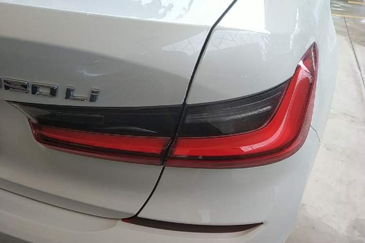 Used BMW 3 Series 2022 320Li M Sport Package Right Rear Taillight