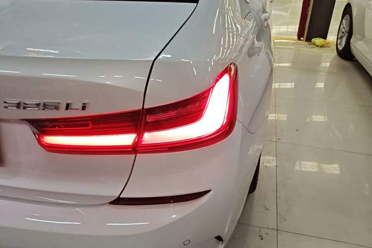 Used BMW 3 Series 2022 325Li M Sport Package Right Rear Taillight