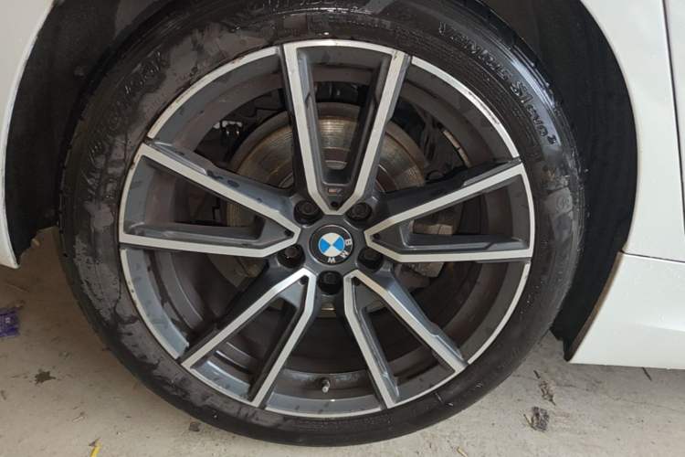 Used BMW 3 Series 2022 325Li M Sport Package Right Rear Wheel Hub