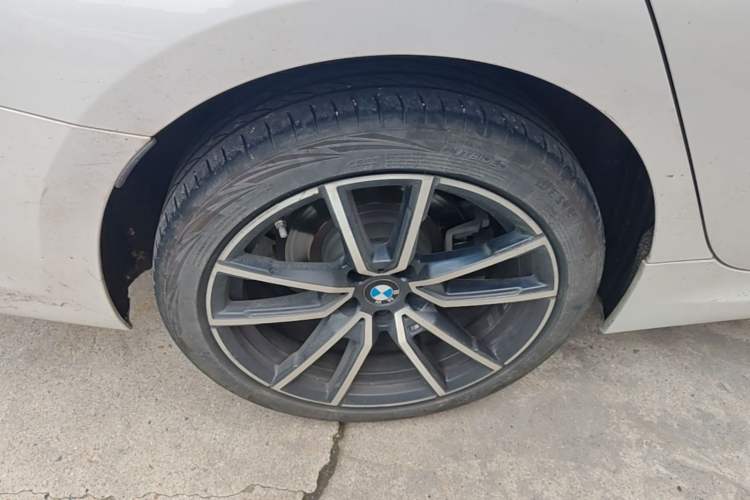 Used BMW 3 Series 2022 Updated 325Li M Sport Package Right Rear Wheel Hub