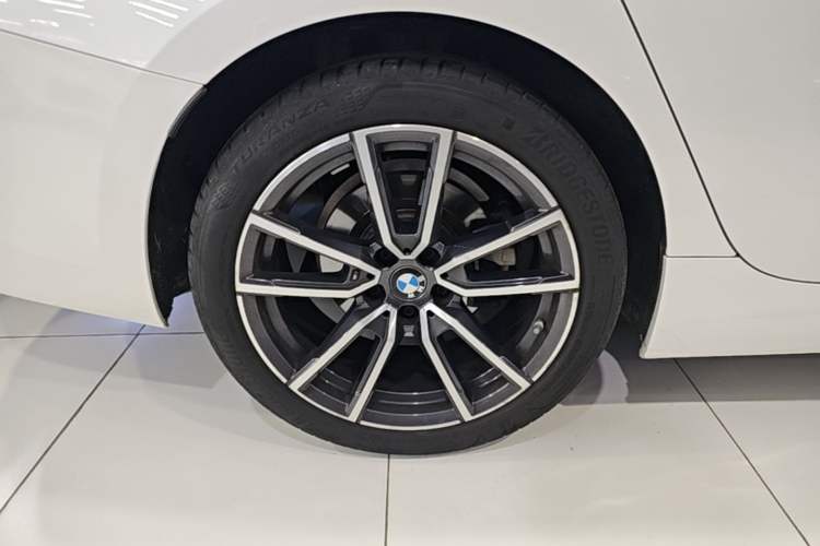 Used BMW 3 Series 2022 Updated 325Li M Sport Package Right Rear Wheel Hub