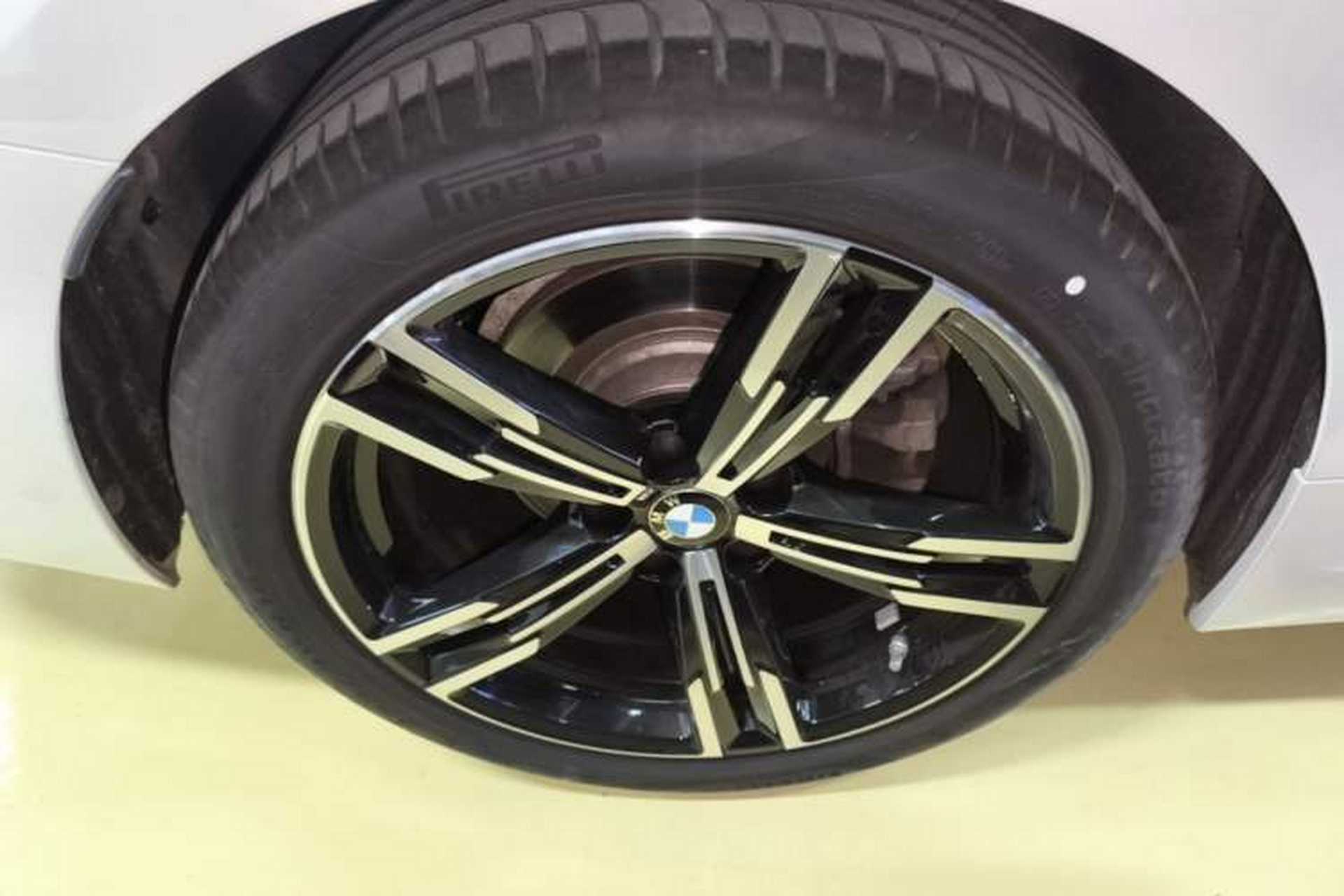 Used BMW 3 Series 2022 325i M Sport Package Right Rear Wheel Hub