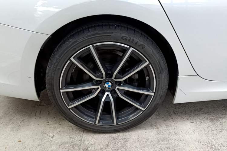 Used BMW 3 Series 2022 325Li M Sport Package Right Rear Wheel Hub