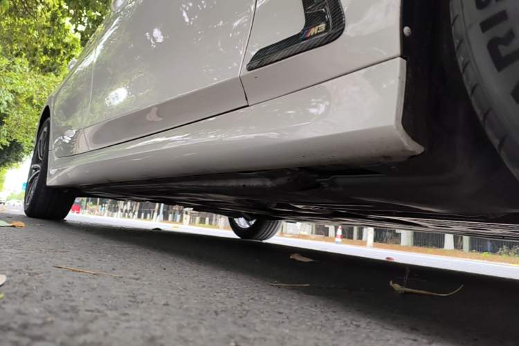 Used BMW 3 Series 2022 320Li M Sport Package Right Side Sill