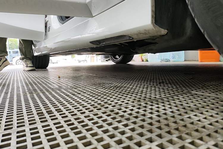 Used BMW 3 Series 2022 Updated 325i M Sport Package Right Side Sill