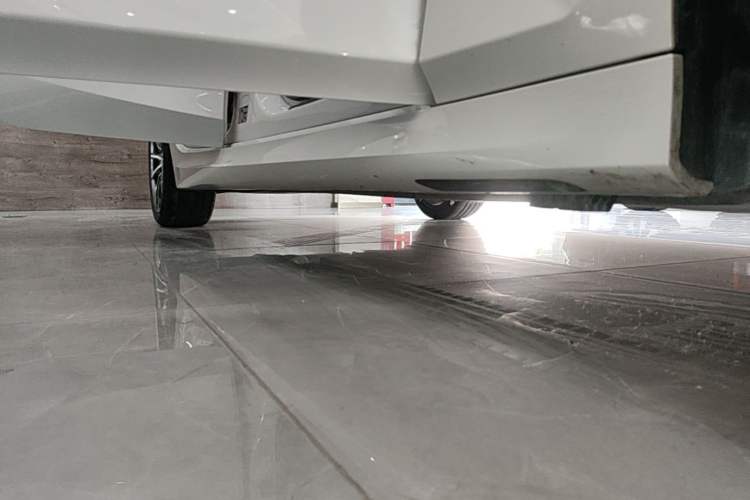 Used BMW 3 Series 2022 325Li M Sport Package Right Side Sill