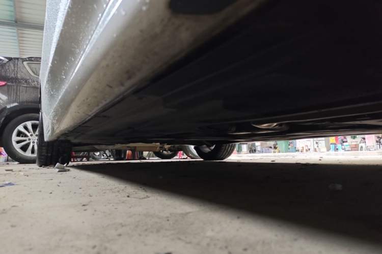 Used BMW 3 Series 2022 325Li M Sport Package Right Side Sill